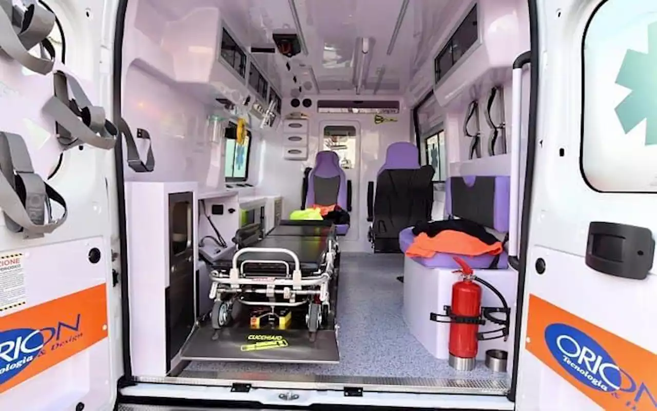 Pavia, donna di 56 anni finisce in ospedale dopo una lite