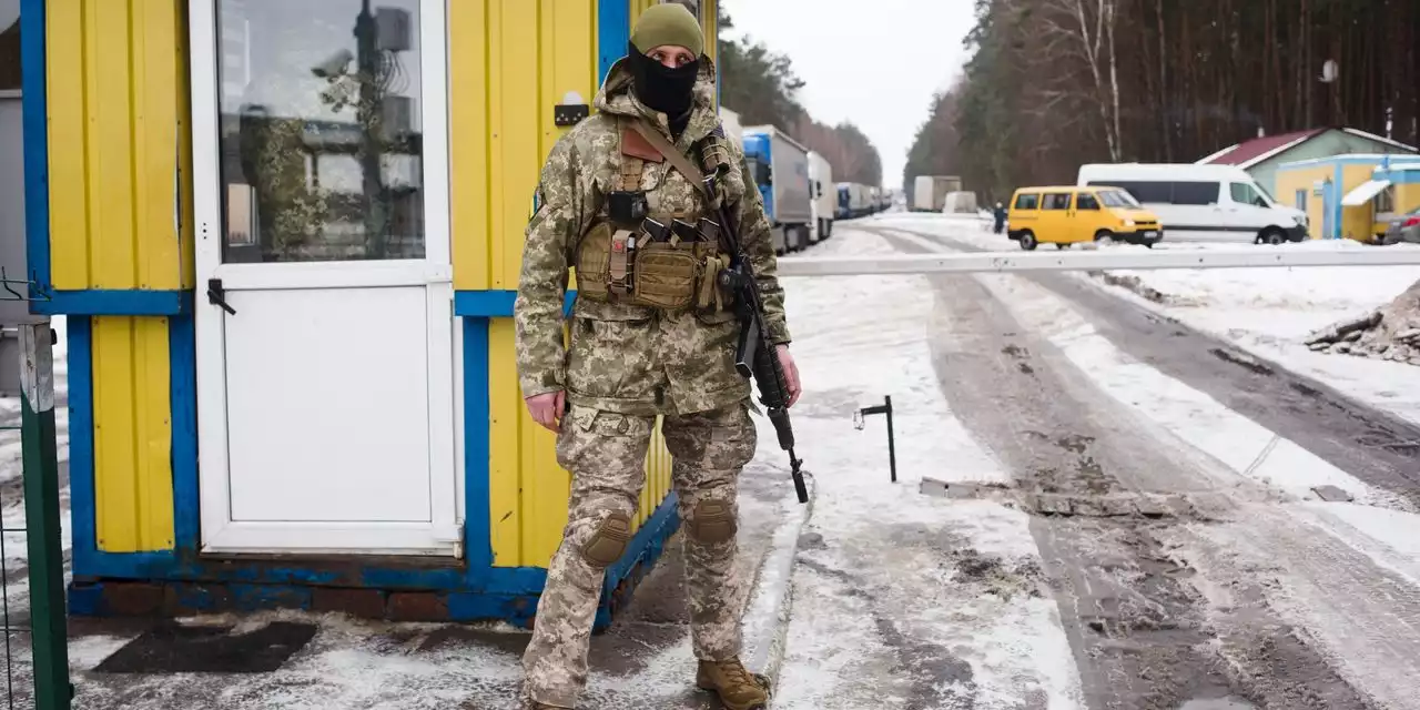 In Northern Ukraine, Fears of a Russian Invasion Shatter Cross-Border Ties