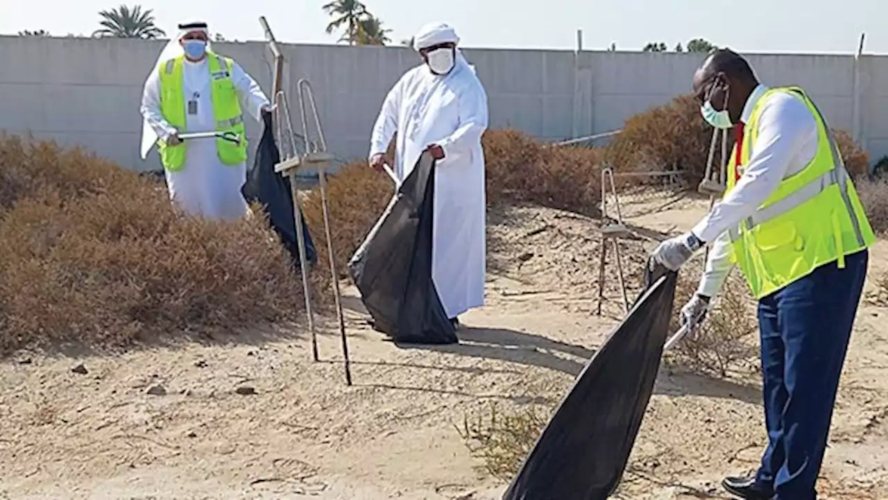 حملة لتنظيف البر والسواحل في أبوظبي