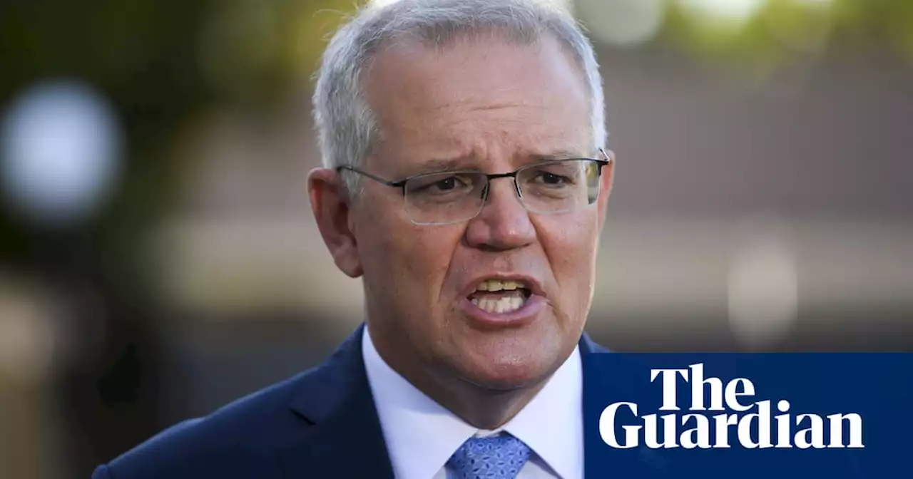 Scott Morrison urges Australian citizens in Ukraine to leave immediately as Russia conflict looms