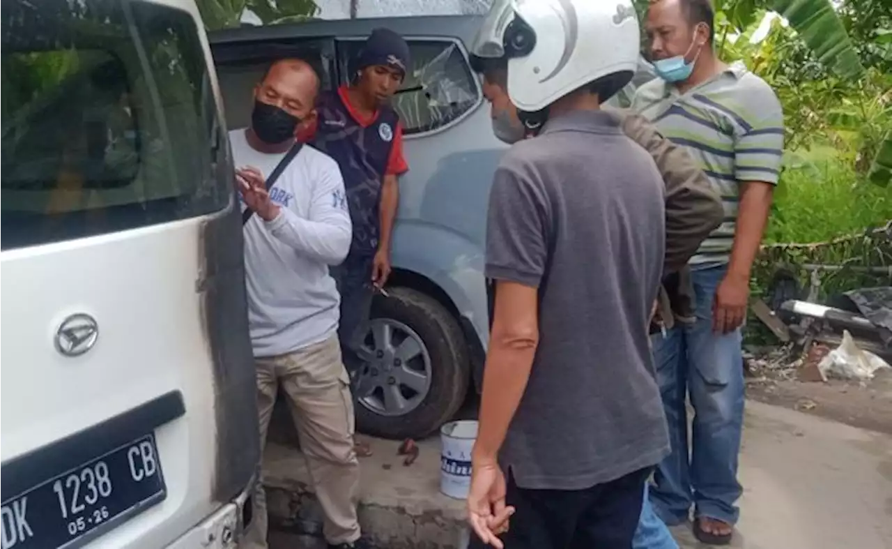 Mobil Warga di Buleleng Terbakar, Korban Menduga Dibakar Orang