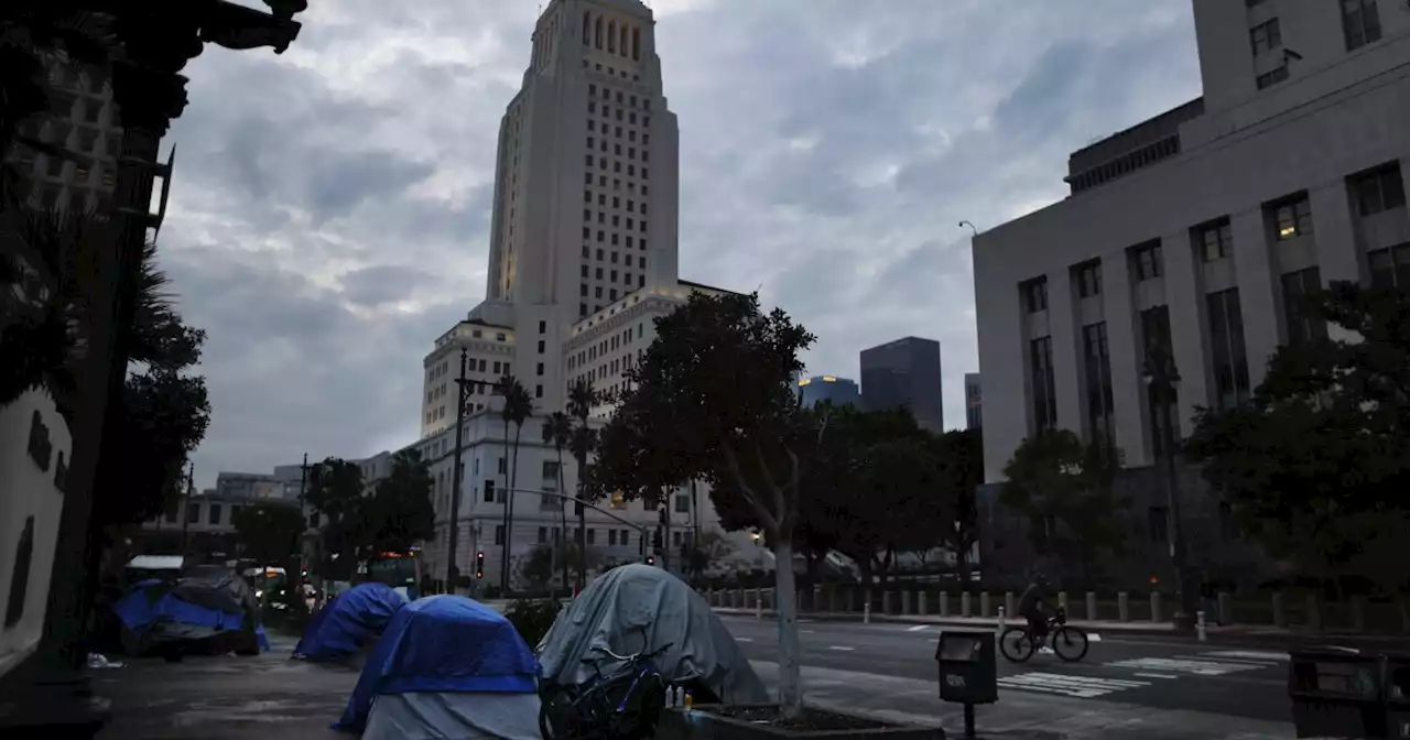 Column: At City Hall, where promises die and tents abound, waiting on a new mayor to lead the way