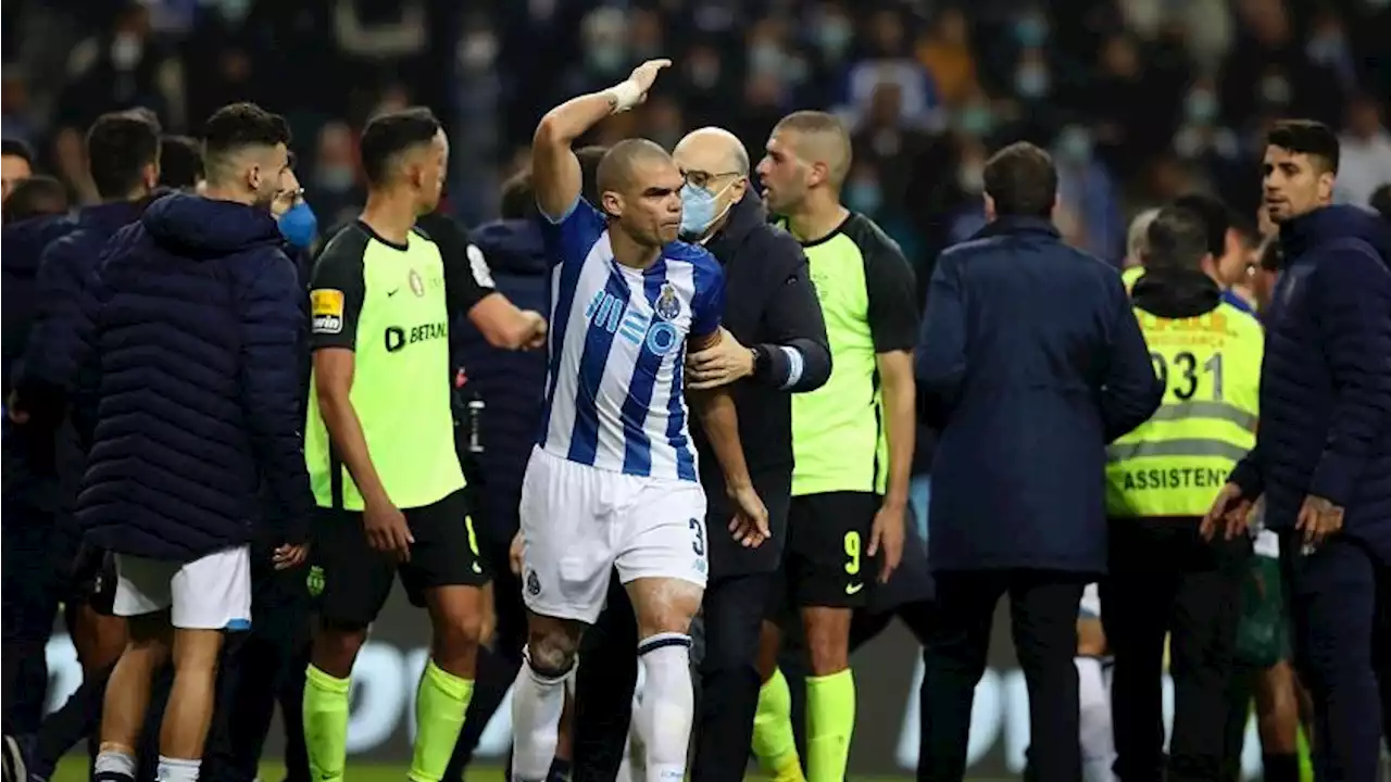 Quando il big match si trasforma in far west: tremenda rissa in Porto-Sporting