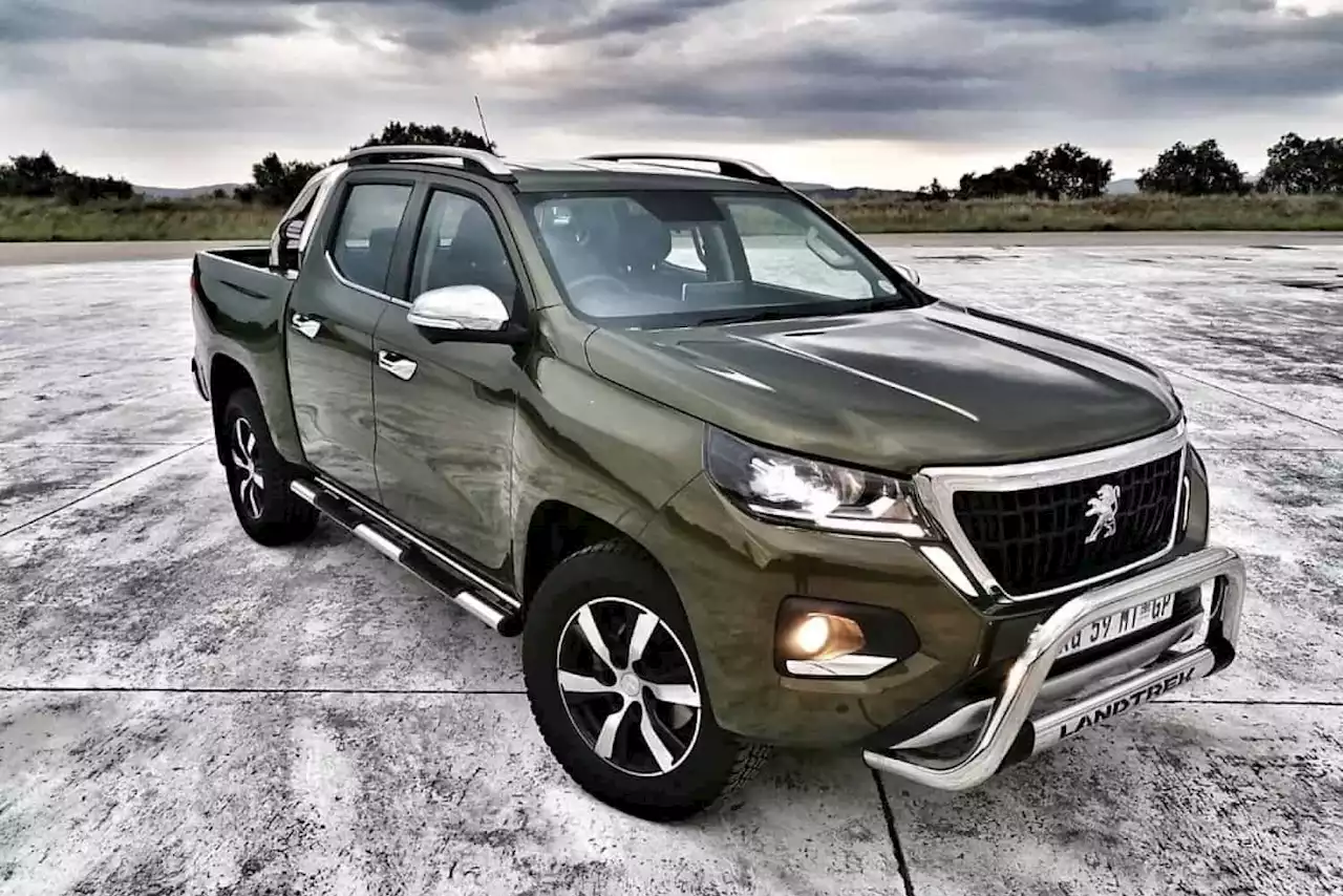 Peugeot bakkie too slow to threaten Toyota Hilux and Ford Ranger