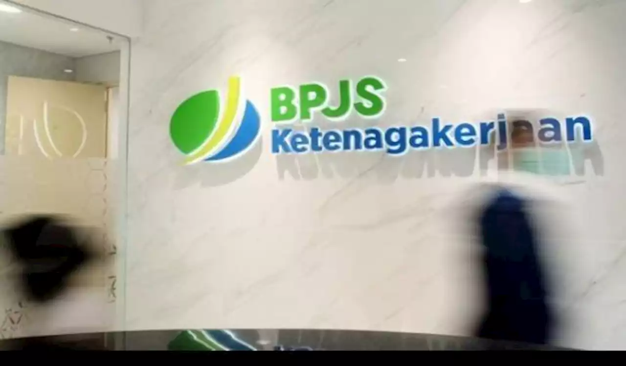 BPJS Watch: JHT Cair Saat Pensiun, Kena PHK Manfaatkan JKP Produk dari UU Cipta Kerja