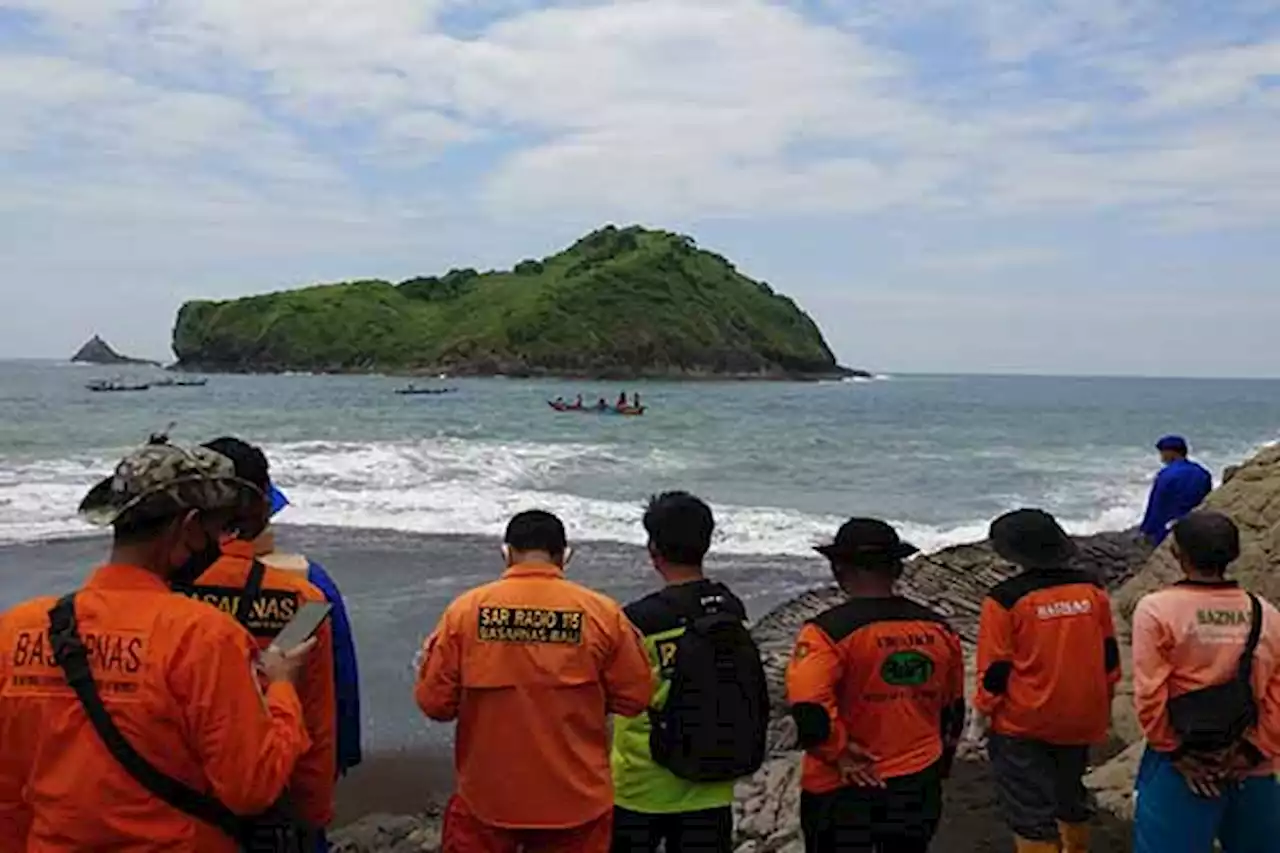 11 Orang Meninggal Terseret Ombak di Pantai Payangan Jember Jatim