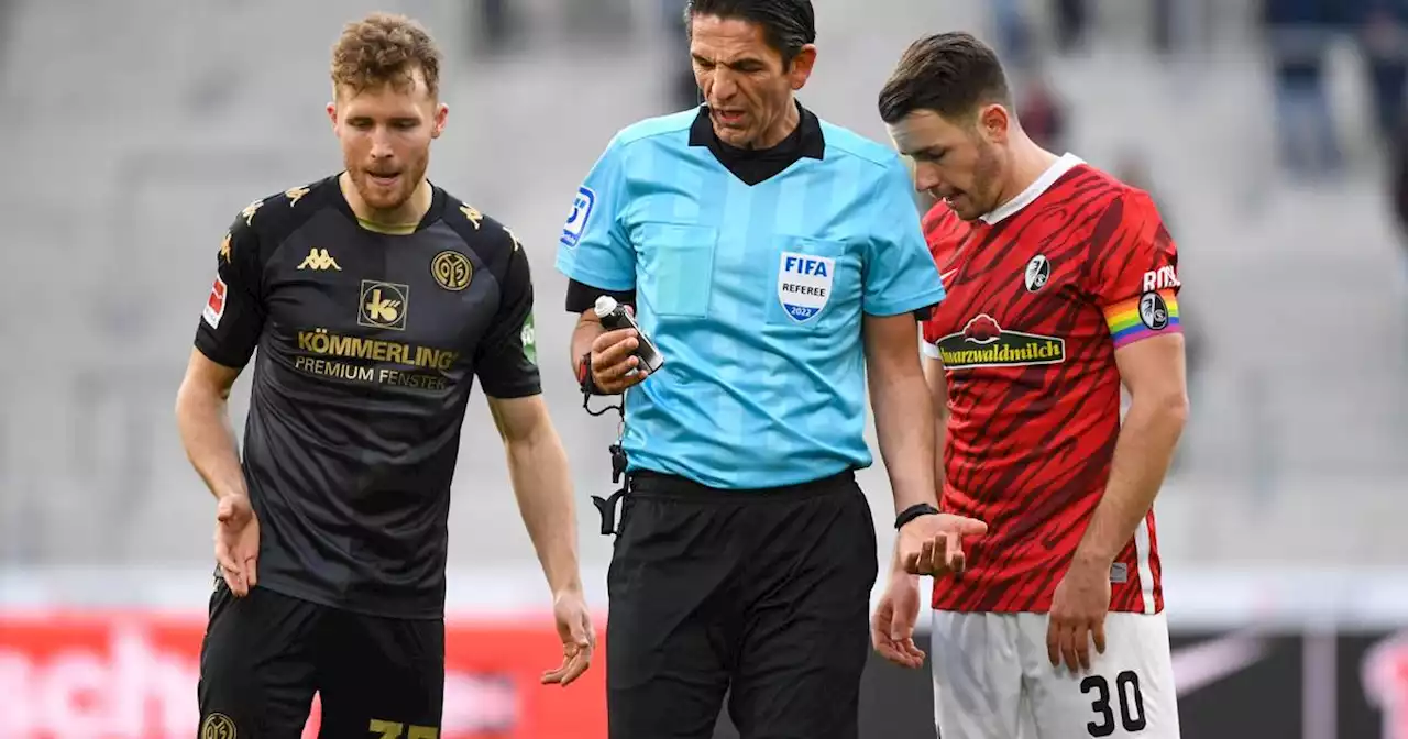 Bundesliga: VAR patzt bei Freiburg-Spiel. Aytekin sagt sorry nach irregulärem Tor