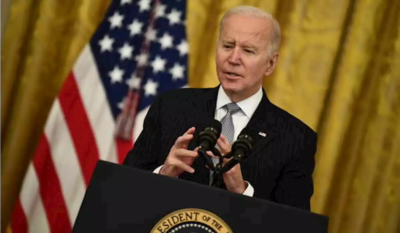 Bantu Stabilkan Situasi, Zelenskiy Undang Biden ke Ukraina