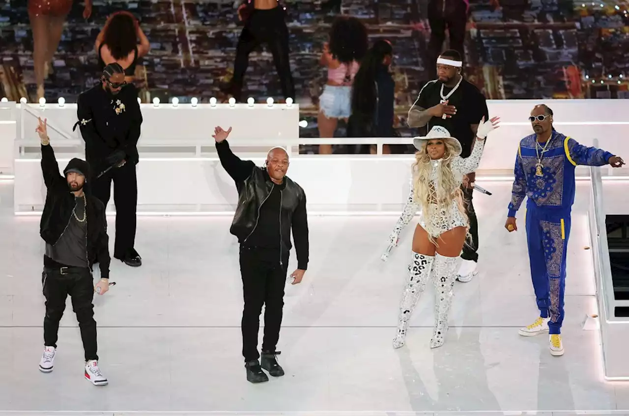 Super Bowl 2022 Halftime Show: Photos