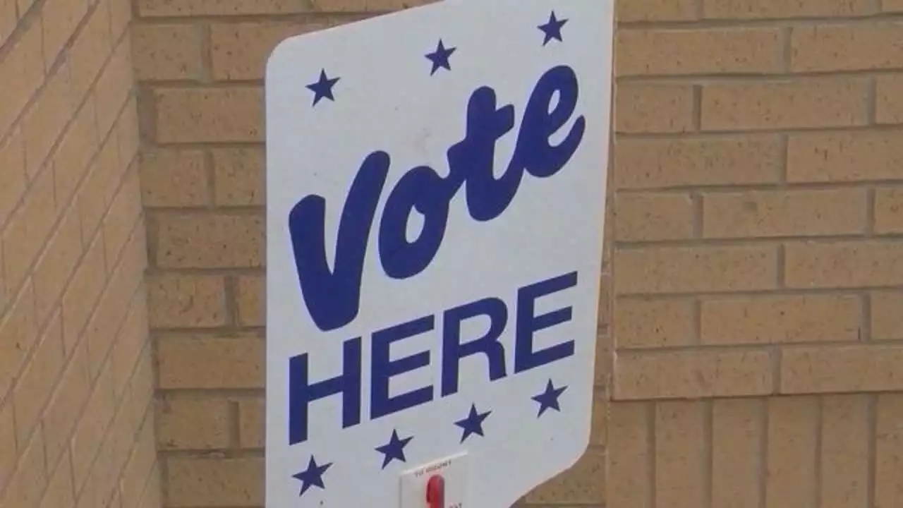 Early voting for Texas primary election starts Monday