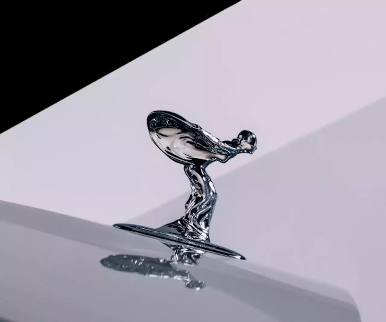 Rolls-Royce Redesigns Spirit of Ecstasy For Its Electric Future