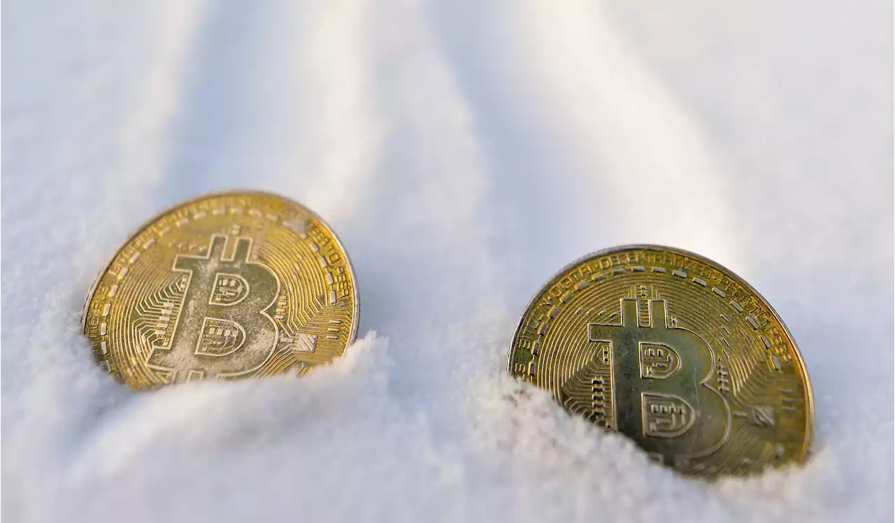 Here's the Outlook for Bitcoin as Geopolitical Tensions Heat Up and Interest Rates Rise