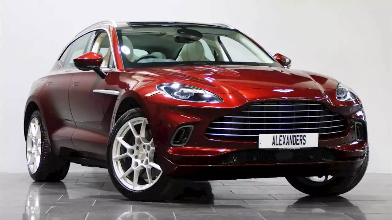 Used 22 71 ASTON MARTIN DBX 4.0 V8 AUTO - AML SPECIAL PAINT, PAN ROOF, CONTRAST STITCHING, CREATE DUOTONE INTERIOR, 16-WAY SEATS for sale