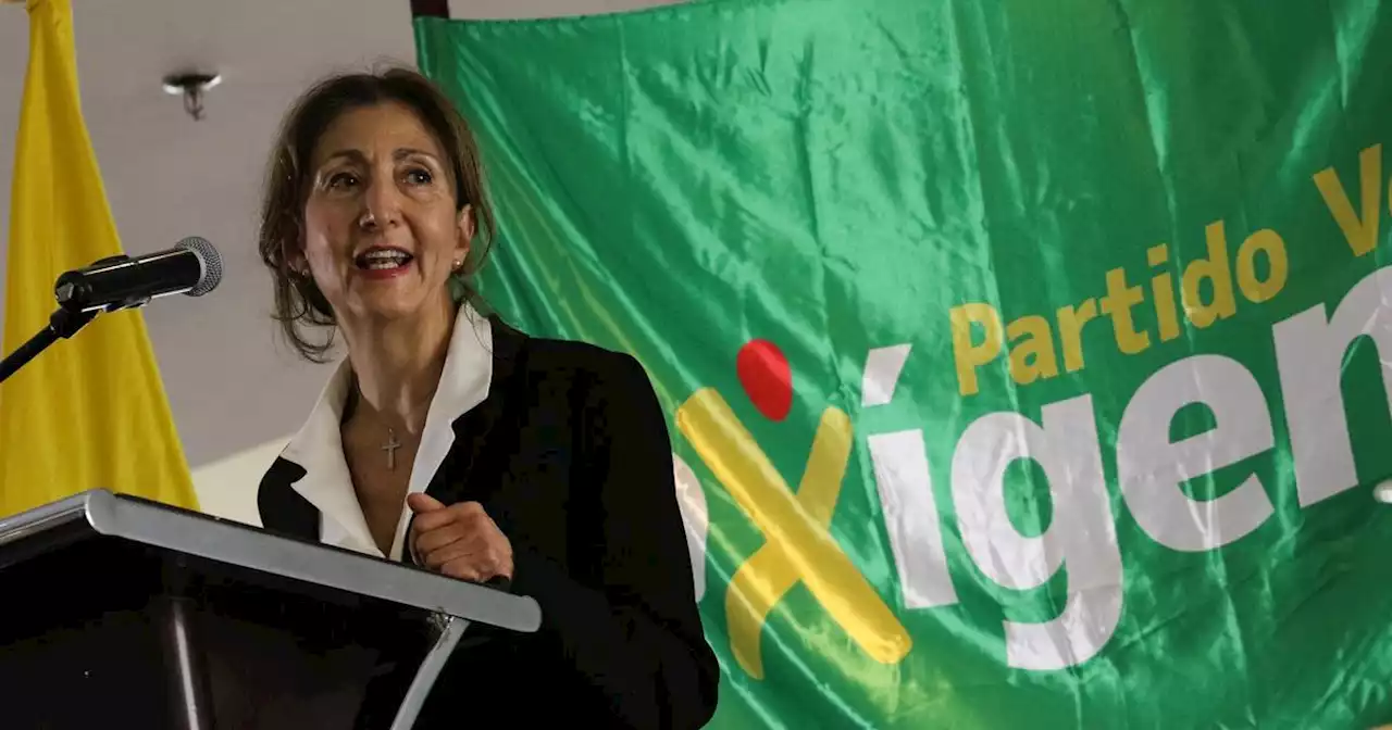 Ingrid Betancourt dice a Piedad Córdoba que es corrupta y pide justicia