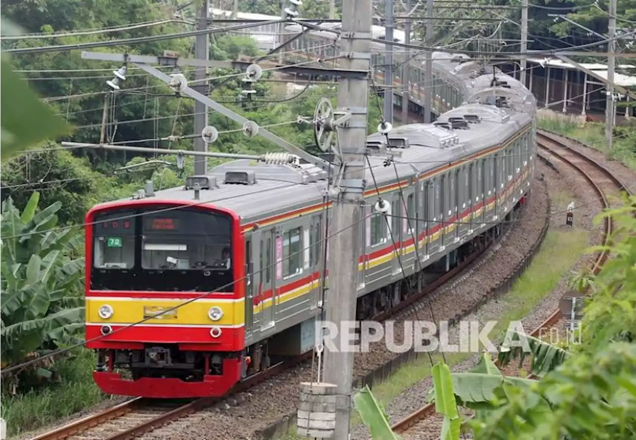 PPKM Level 3, KAI Commuter Tetap Operasikan 1.005 Perjalanan KRL |Republika Online