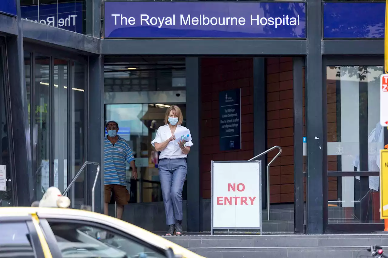 'Code Brown' lifted across Vic hospitals as COVID-19 hospitalisations fall