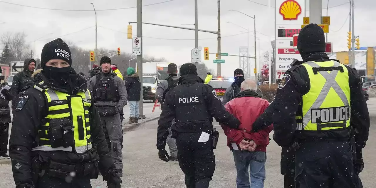 U.S.-Canada Bridge Reopens After Police Clear Protest