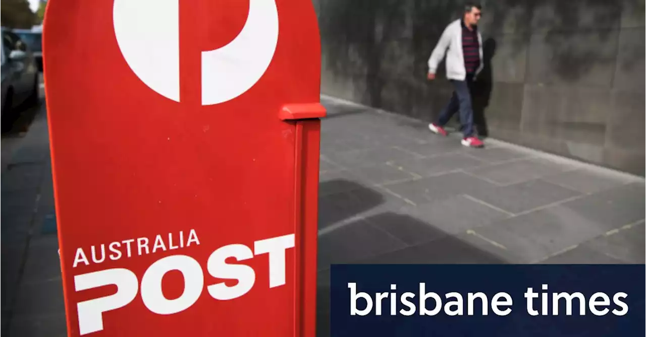 Australia Post boss defends $170,000 bonuses for highly paid staff