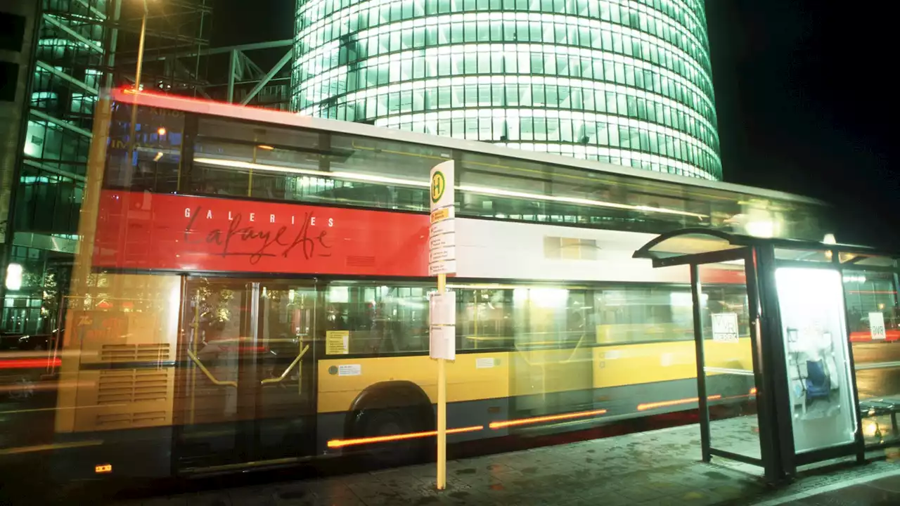 Kampf gegen Vandalismus: BVG testet Haltestellen aus Plexiglas