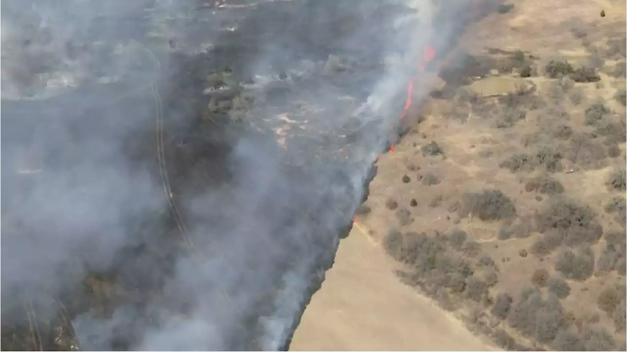 Firefighters Respond To Large Grass Fire In Wise County