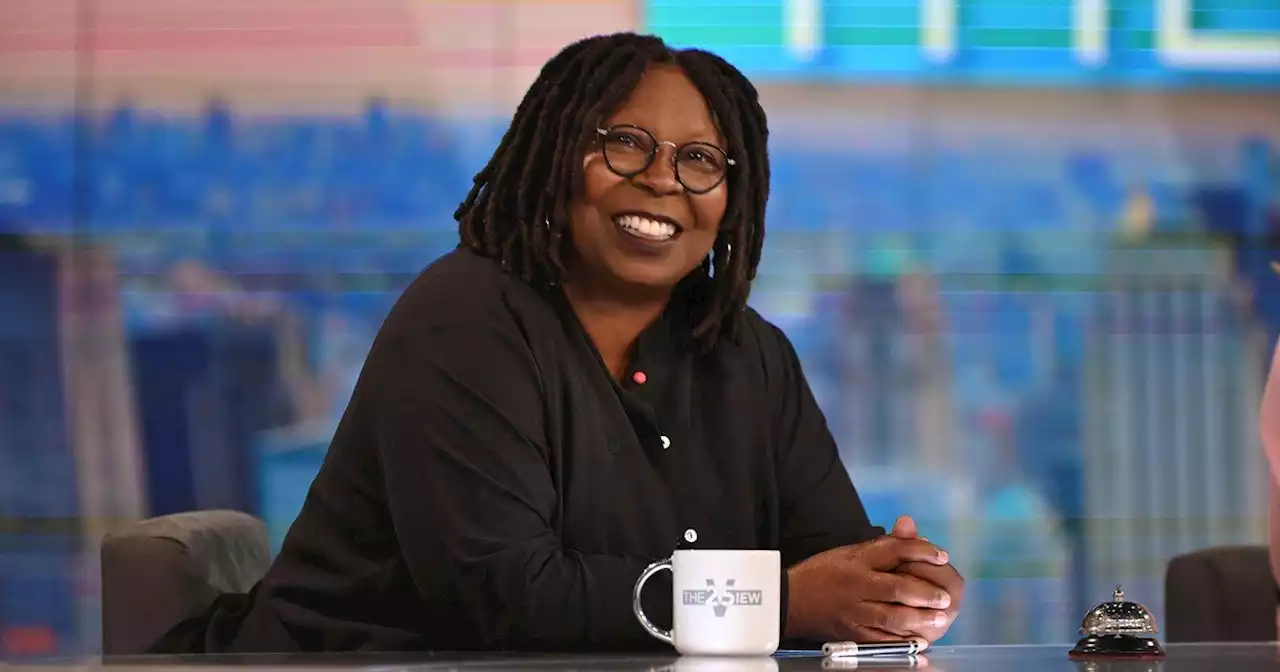 Whoopi Goldberg volvió a la televisión tras haber sido suspendida por sus dichos sobre el Holocausto