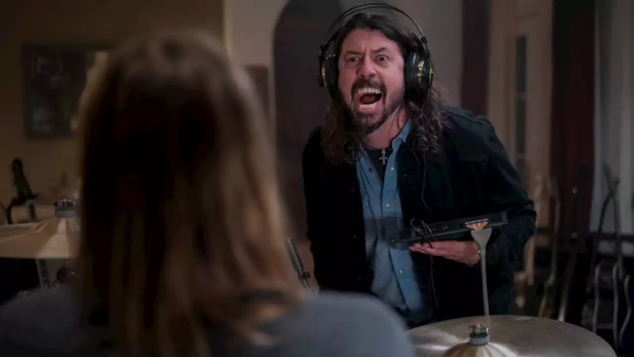 Dave Grohl, A Rock Star Possessed, Drums Up Scares In ‘Studio 666’ – Deadline Q&A