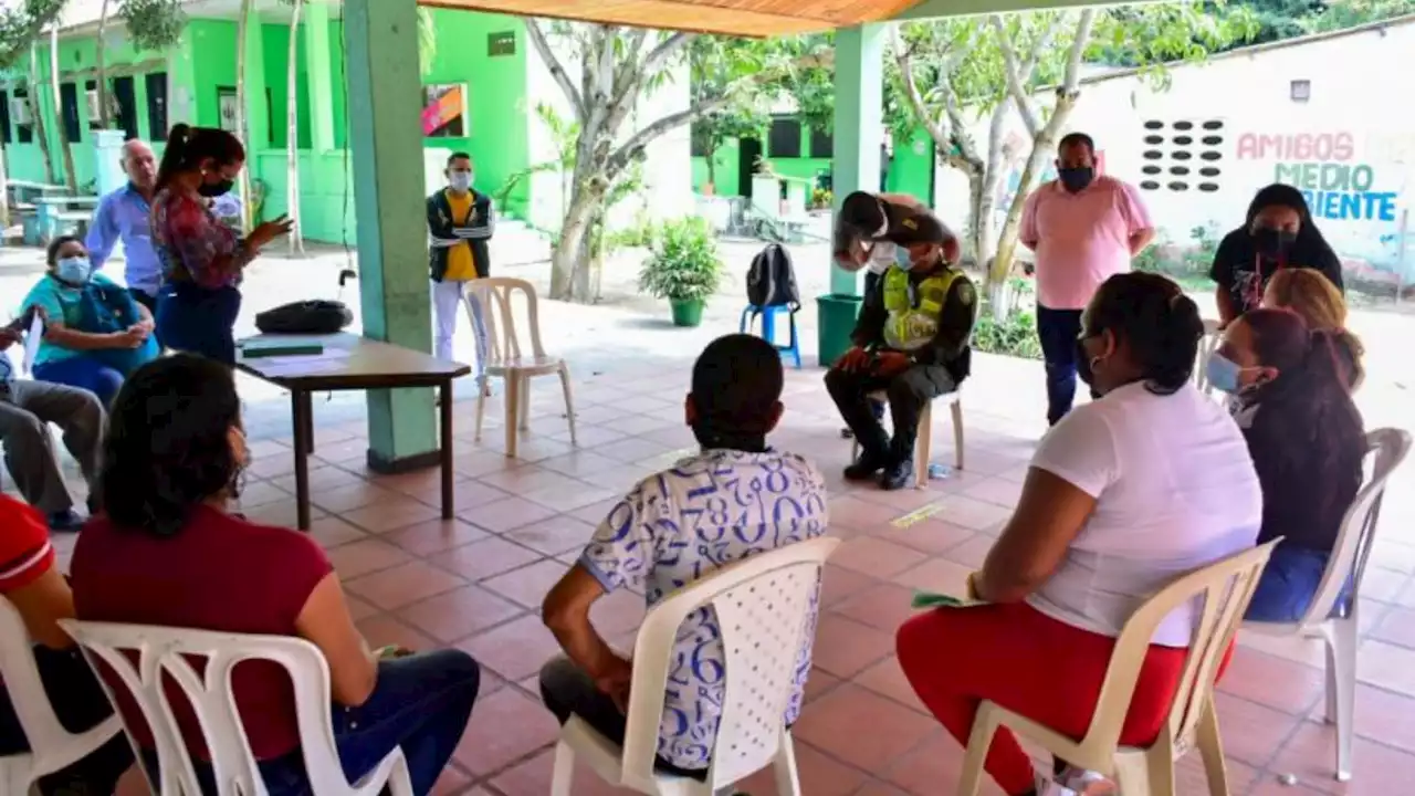 Alcaldía concertó pago de salarios con trabajadores de colegio en Malambo