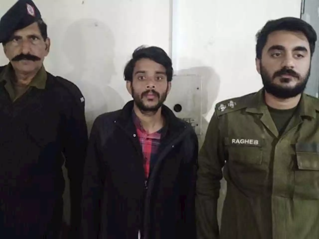راولپنڈی میں 15 سالہ لڑکی سے مبینہ زیادتی کرنے والا مرکزی ملزم گرفتار - ایکسپریس اردو