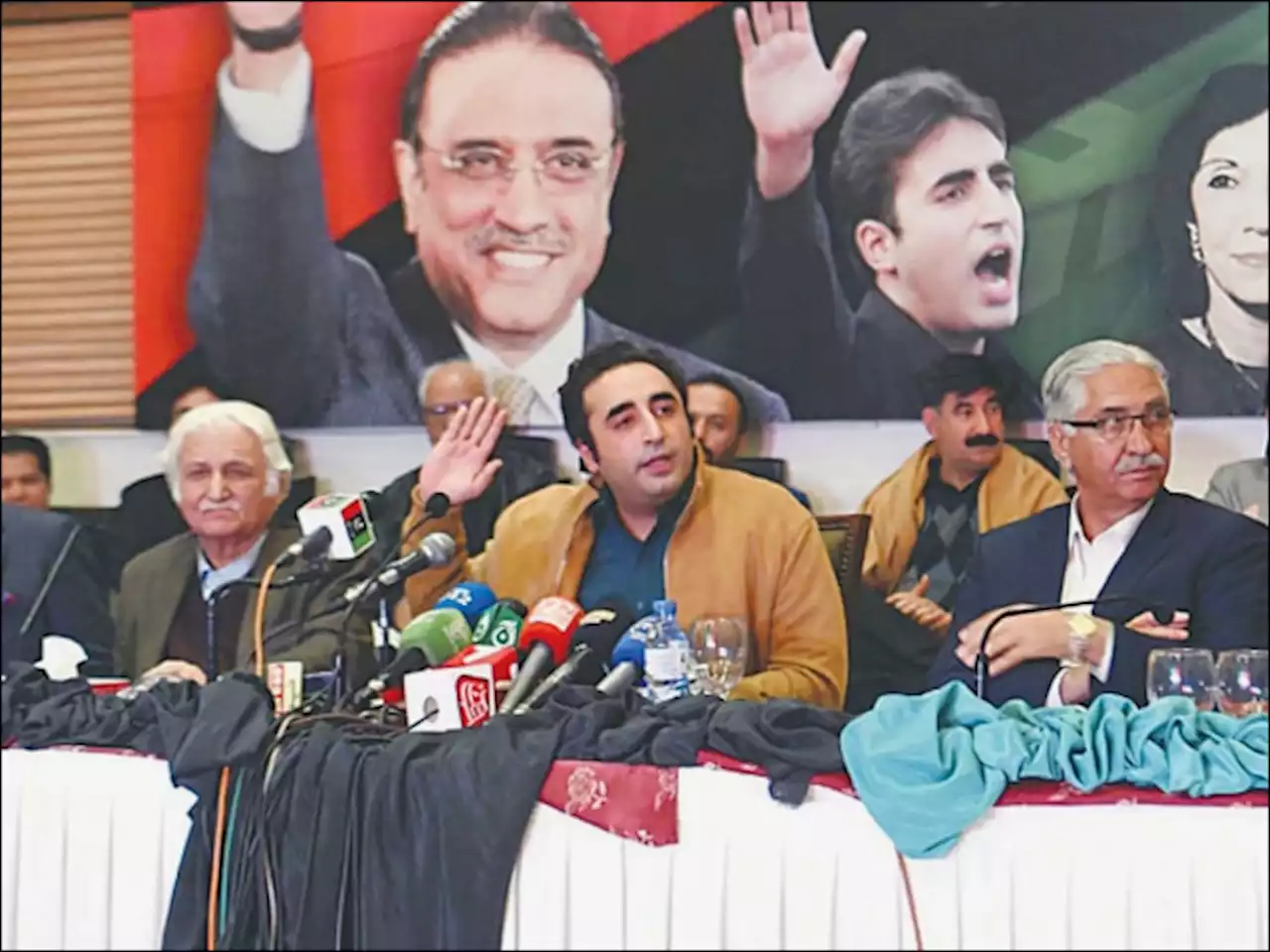 پیپلز پارٹی نے لانگ مارچ کا روٹ پلان جاری کردیا - ایکسپریس اردو