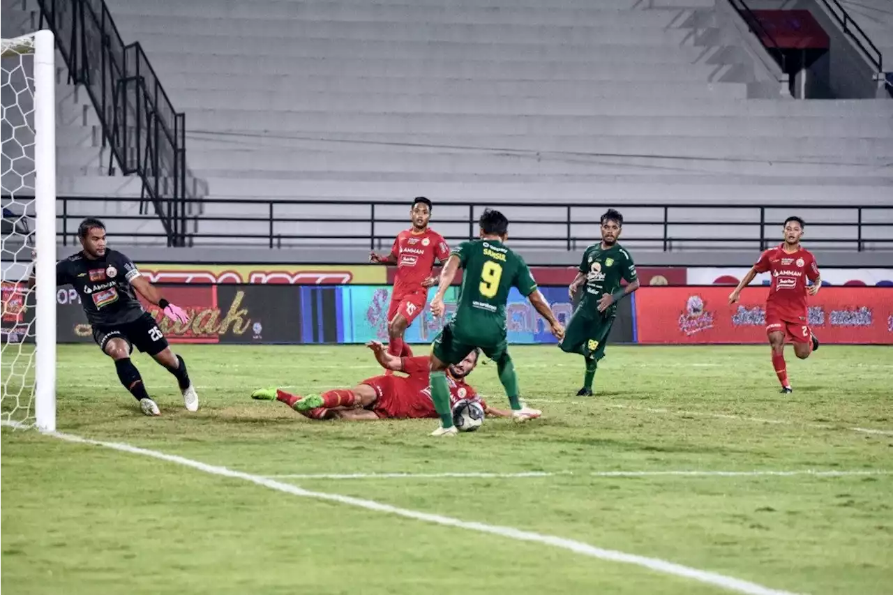 Coach Aji Santoso Marah Gol Telat Makan Konate, Simak Kalimatnya, Tegas