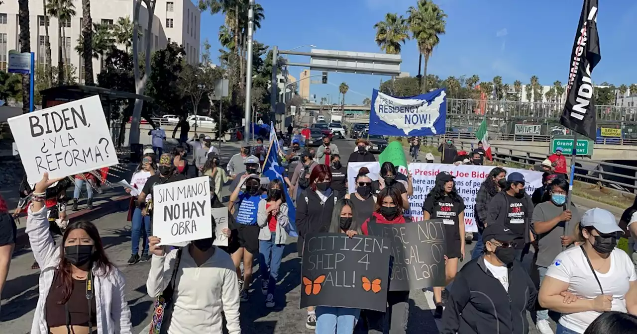 La comunidad sale a protestar demandando a Biden y los demócratas la aprobación de la reforma migratoria