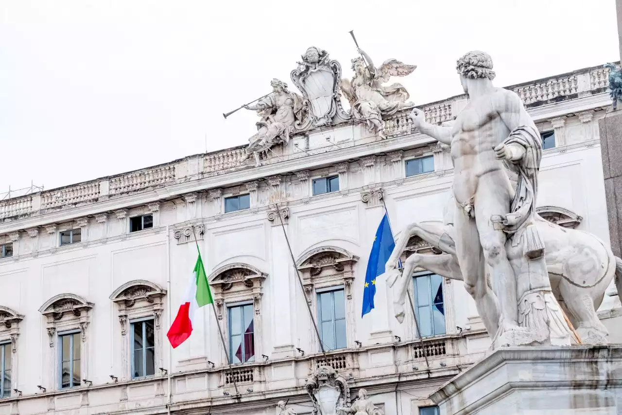 Bocciato | La Corte costituzionale ha dichiarato inammissibile il referendum sull’eutanasia - Linkiesta.it