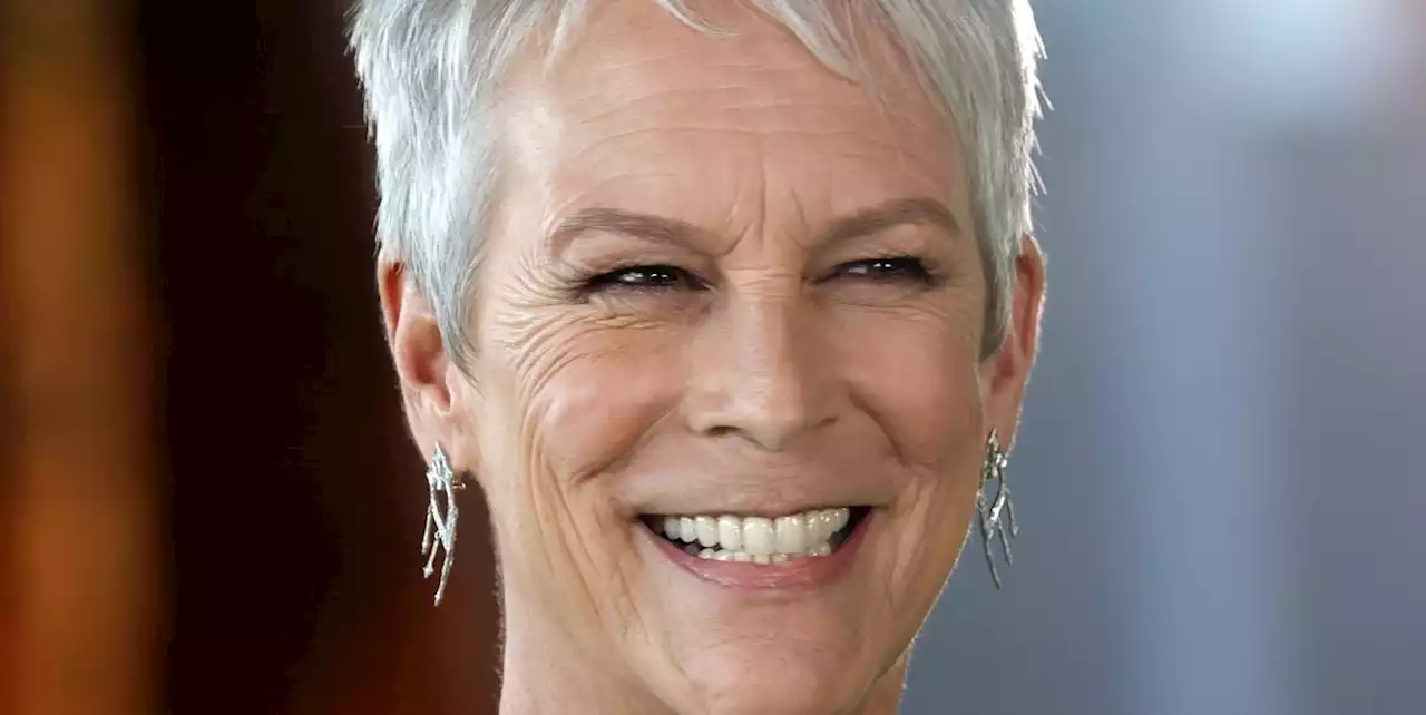 ﻿Jamie Lee Curtis, 63, Gets Candid About ‘Unflattering’ Angles and Aging in New Instagram Selfie