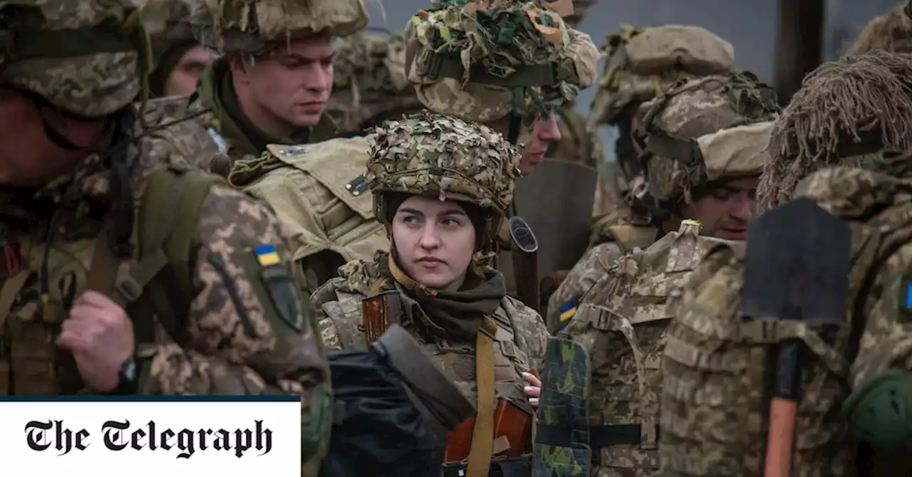 Window for peace in Ukraine is open, say Joe Biden and Boris Johnson