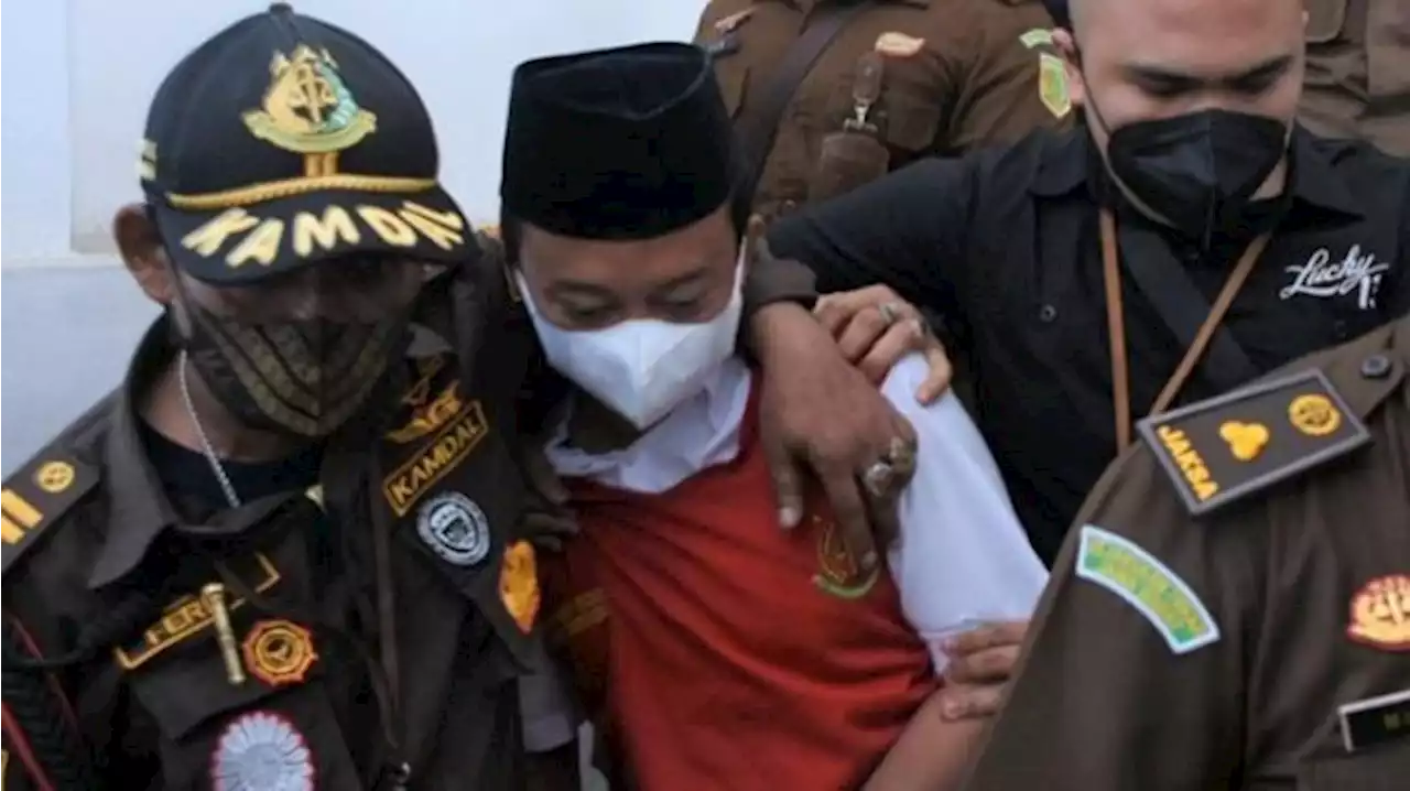 Hakim Vonis Herry Wirawan, Pemerkosa 13 Santri, Penjara Seumur Hidup