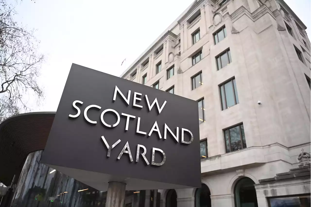 Britisk polititopp suspendert for narkotikabruk