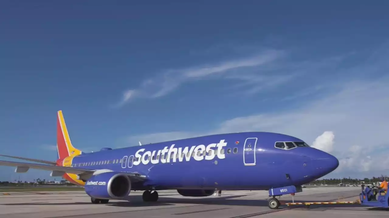 Southwest Airlines brings back alcohol on planes for first time since 2020