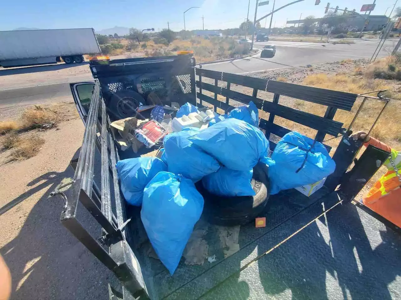 Major litter removal project removes 44,000 lbs. of trash in Tucson | ADOT