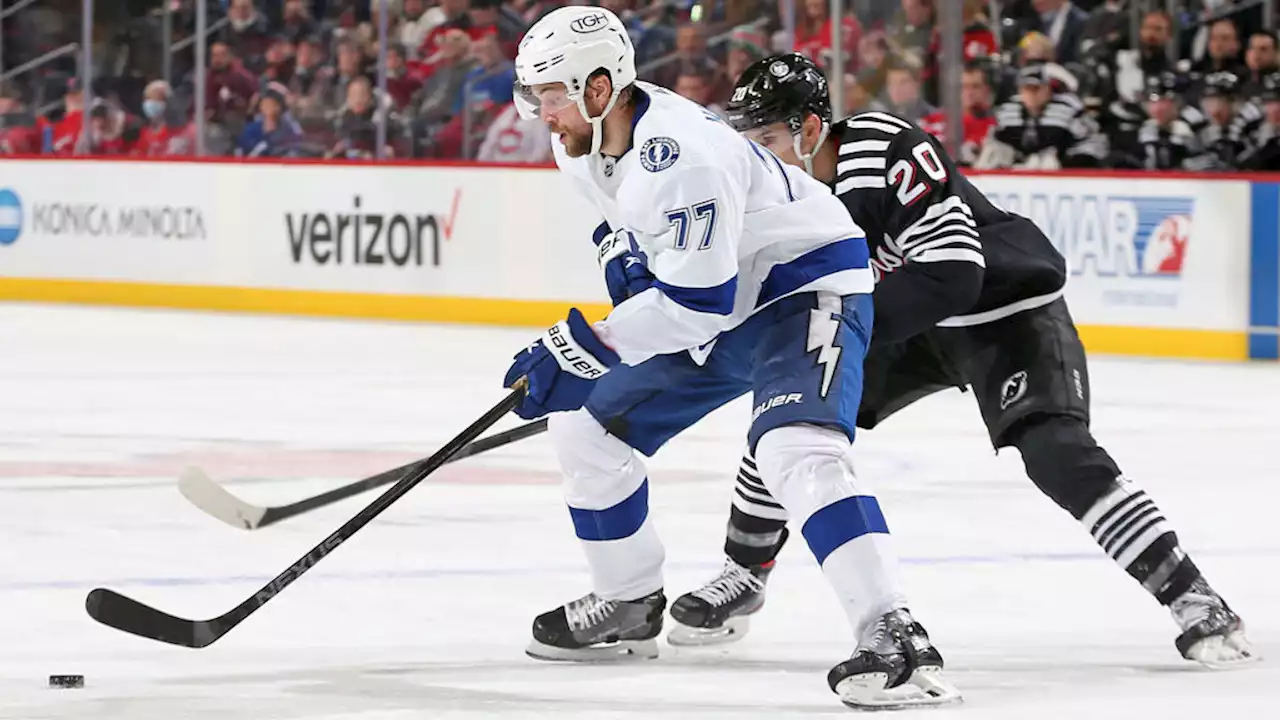 Hedman Ignites 3-Goal Third, Lightning Beat New Jersey