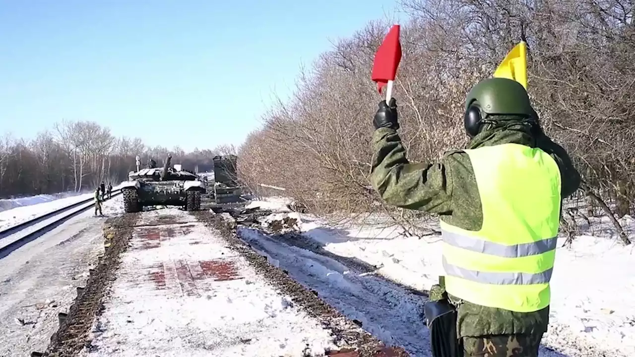 Подразделения Южного и Западного военных округов завершили учения и возвращаются в гарнизоны. Новости. Первый канал