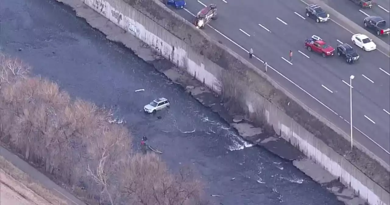 Two major crashes snarling traffic on I-25