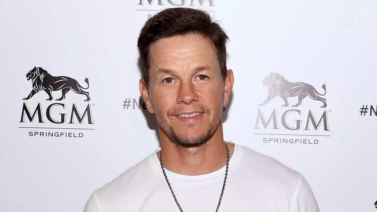 Mark Wahlberg Says He Got in Trouble With His Wife on Valentine's Day