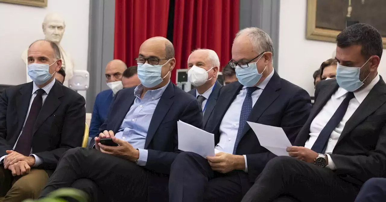 Pnrr, correnti e terzo mandato: l'ultima guerra del Pd passa dall'Anci