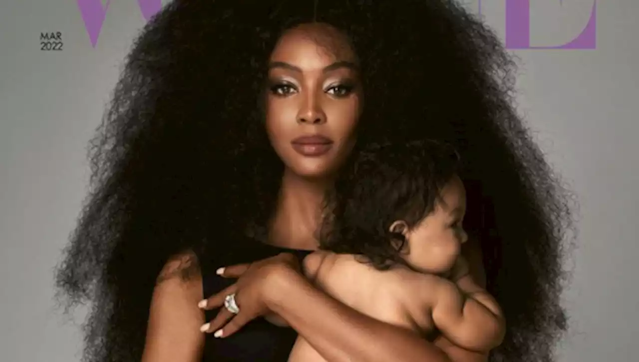 Naomi Campbell si mette in posa per la prima volta con la sua bambina - iO Donna