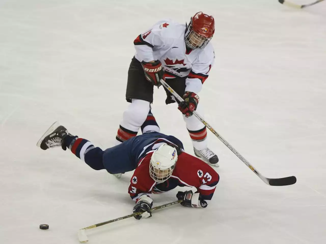 Married Olympic greats Ouellette and Chu anticipate gold medal game