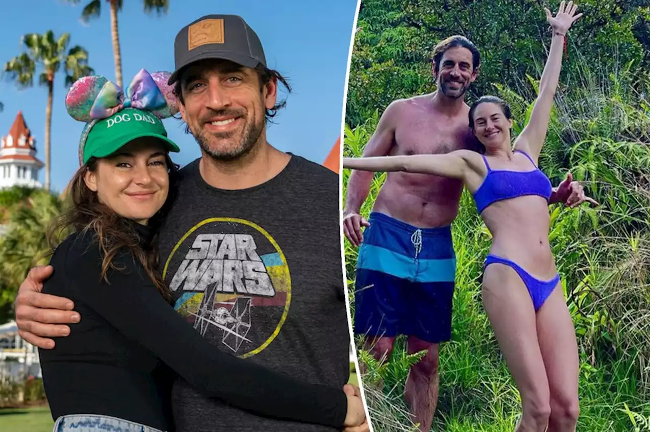 Shailene Woodley and Aaron Rodgers break up: report