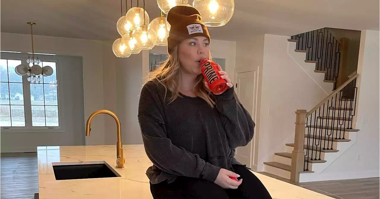 Kailyn Lowry Enjoys '1st Meal in the New House' With Son Lux