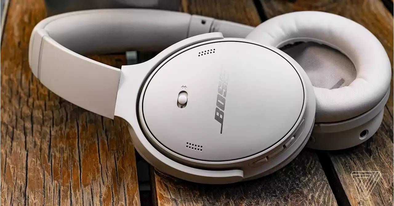 Bose now lets you customize the EQ of its QuietComfort 45 headphones