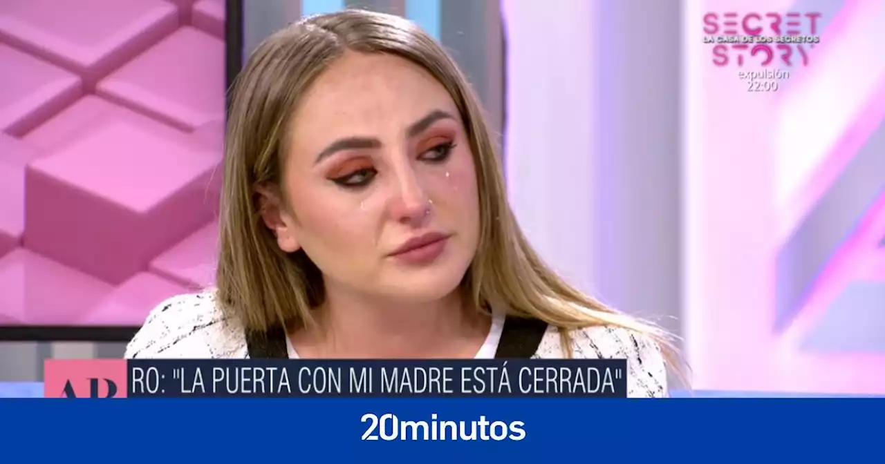 Rocío Flores, rota, corta definitivamente la relación con Rocío Carrasco: 'La puerta con mi madre está cerrada'