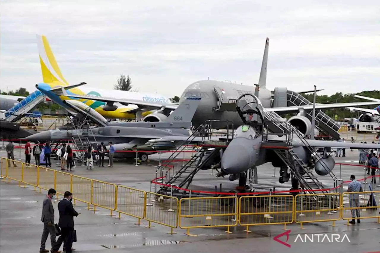 China boyong aneka pesawat militer ke Singapore Airshow